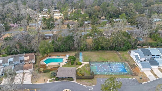 Building Photo - 3128 Blairstone Ct