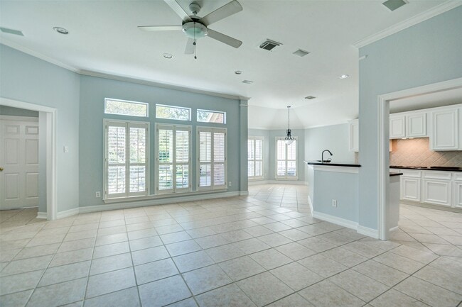 Building Photo - 3223 Logan Crest Ct