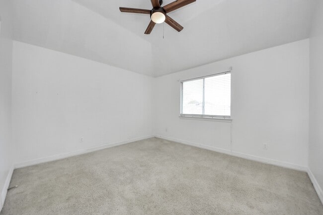 Building Photo - 18315 Brenwood Menor Dr