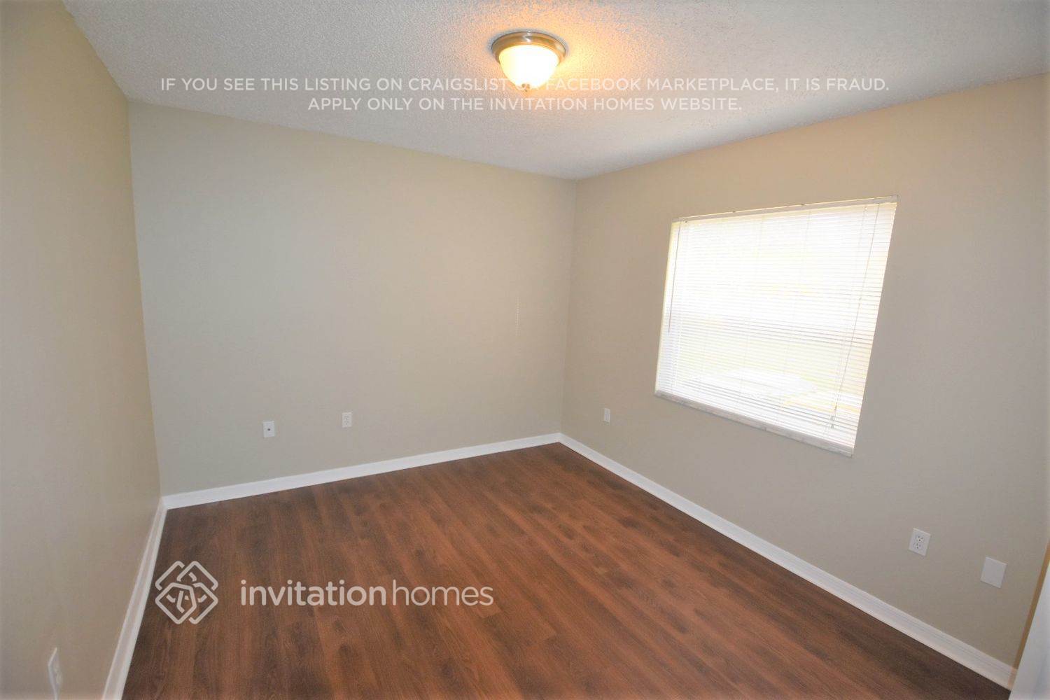 Building Photo - 4061 Prairie View Dr N