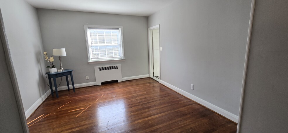 Building Photo - 6A N Beaumont Ave
