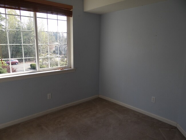 Building Photo - 6 Bedroom Home in Bellingham!
