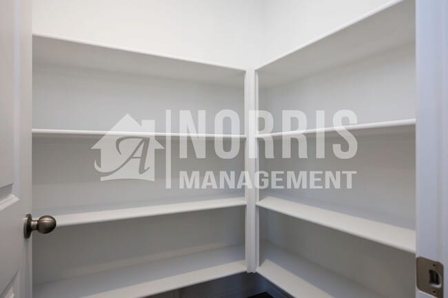 Building Photo - Brand New Beautiful Large Single Story Hom...