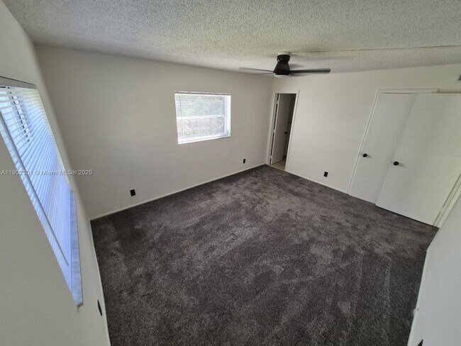 Building Photo - 5100 SW 64th Ave