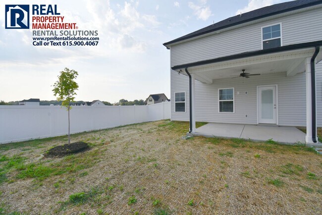 Building Photo - New home in a great location in Murfreesboro! Attached garage and fenced-in back yard!
