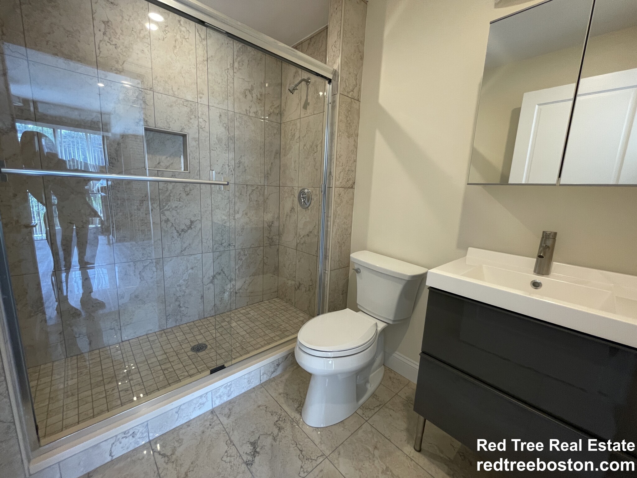 Building Photo - 1028a Commonwealth Ave