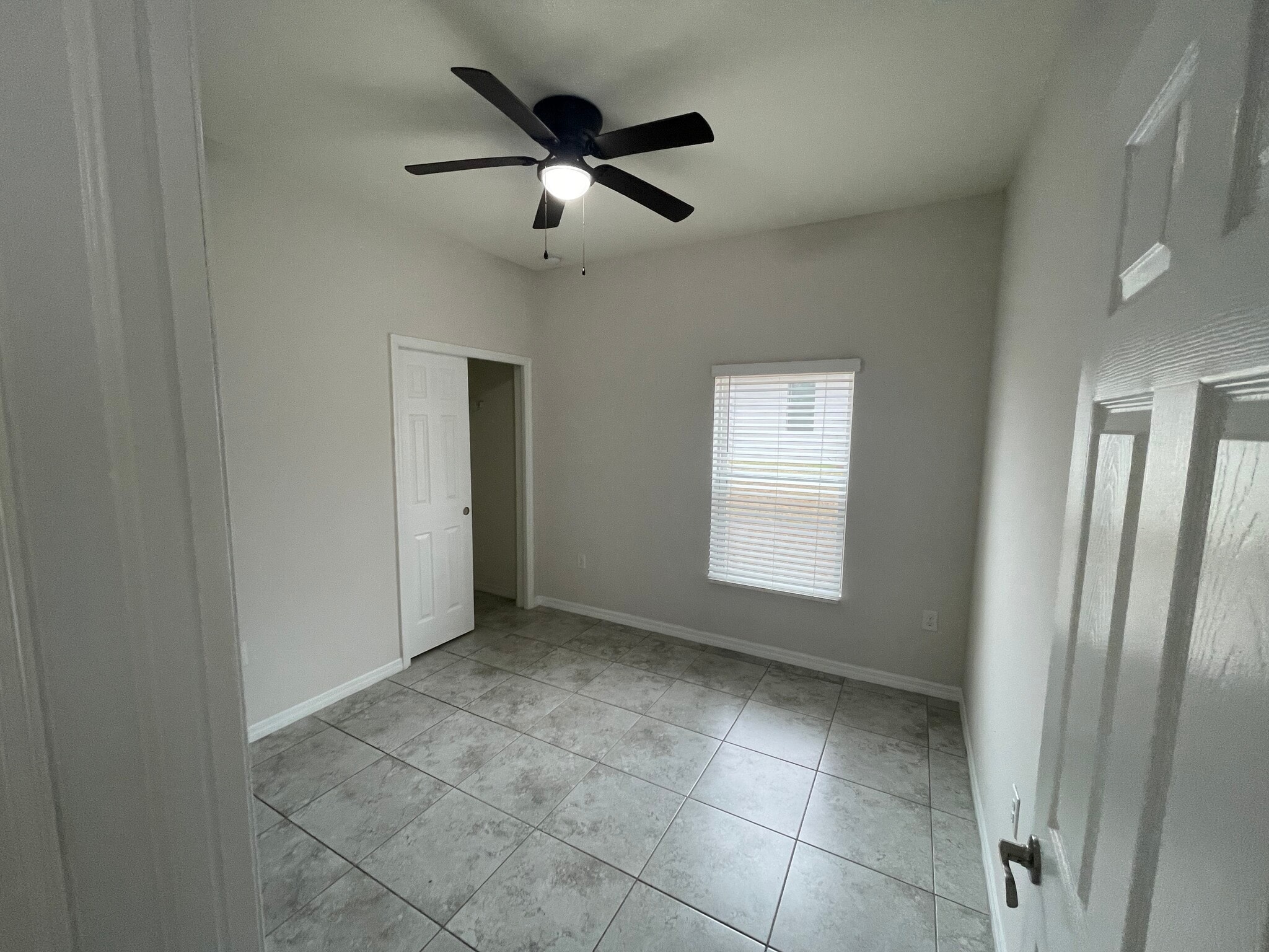 Third bedroom - 24484 Zephyr Ct