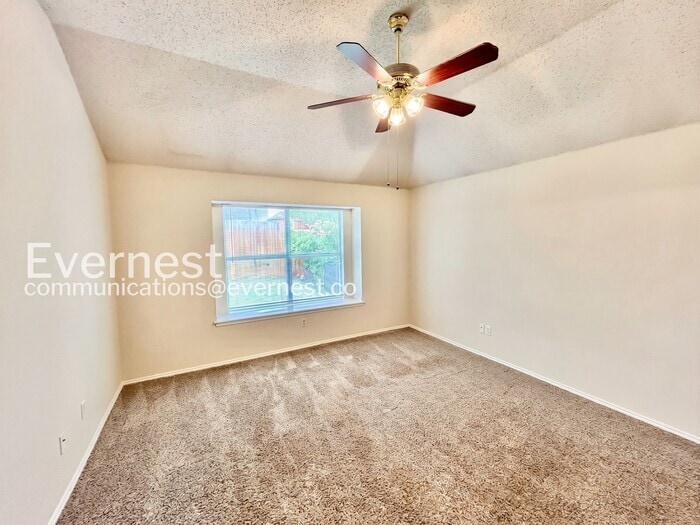 Building Photo - 7912 Boylston Dr