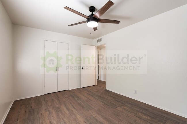 Building Photo - CALL US TODAY AT (505) 808-6467 TO SCHEDULE A CONVENIENT SHOWING