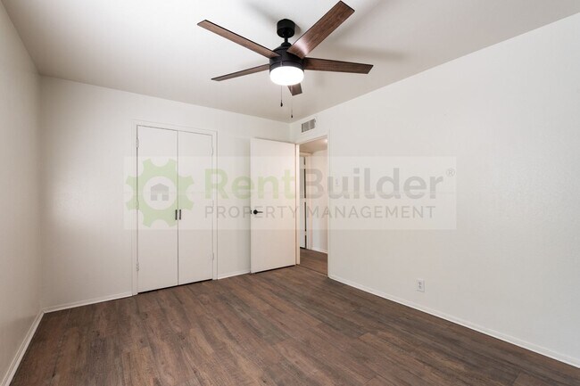 Building Photo - CHECK OUT THE POOLSIDE VIEW!!  **ALL UTILITIES ARE INCLUDED & REDUCED PRICE FOR JULY!