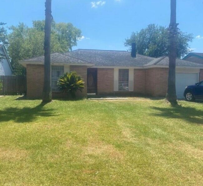 Building Photo - 10751 Corona Ln