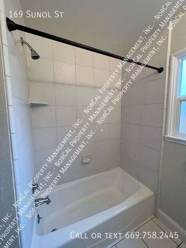 Building Photo - 169 Sunol St