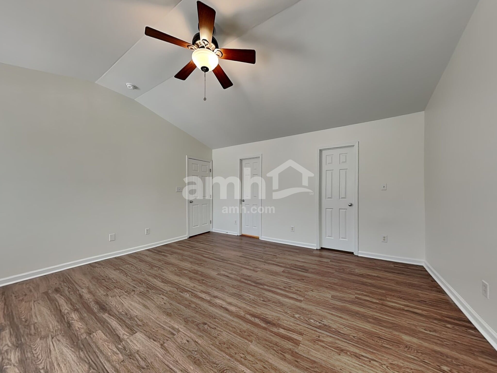 Building Photo - 5716 Running Fox Ln