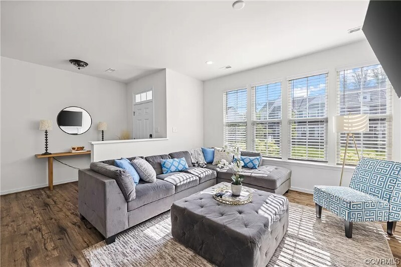 Building Photo - 227 Hanging Fern Alley