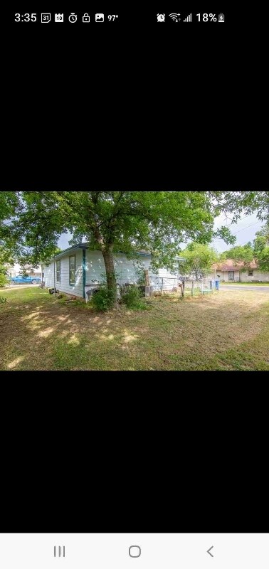Building Photo - 1617 2nd St