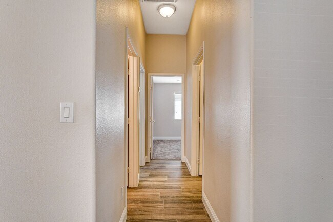 Building Photo - 5053 Cedar Lawn Way