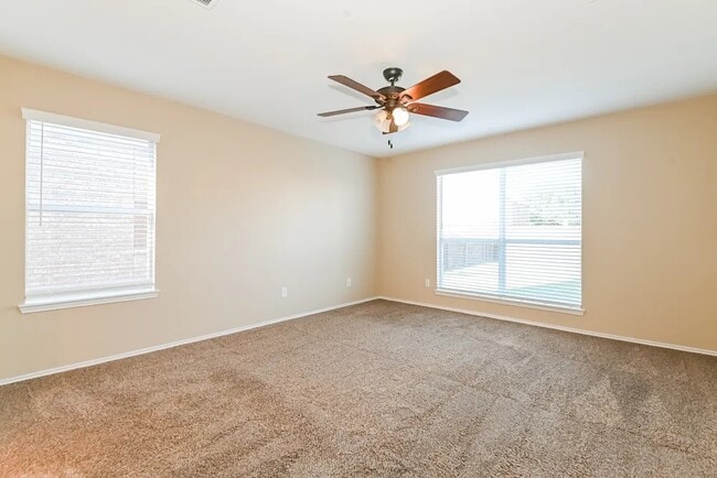 Building Photo - 120 Lightning Trl