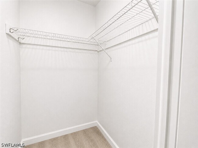 Building Photo - 225 Turtle Lake Ct