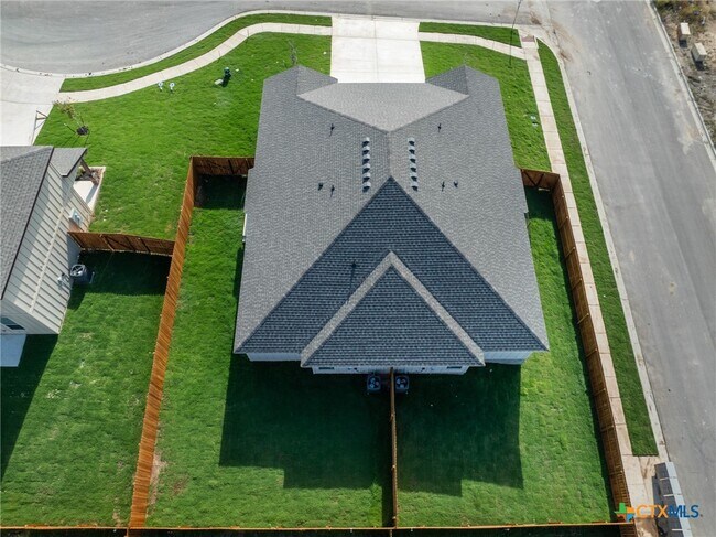 Building Photo - 103 Levi Ct