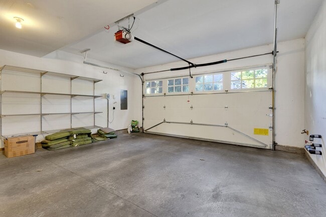 Building Photo - 21114 NW Galice Ln