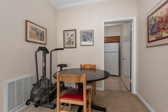 Building Photo - 2400 N Braeswood Blvd