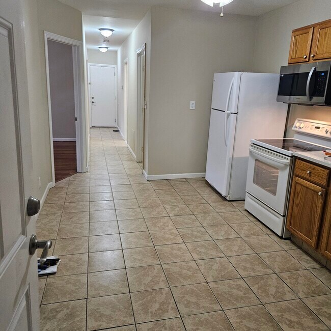 Kitchen and Hall - 22 New Britain Ave