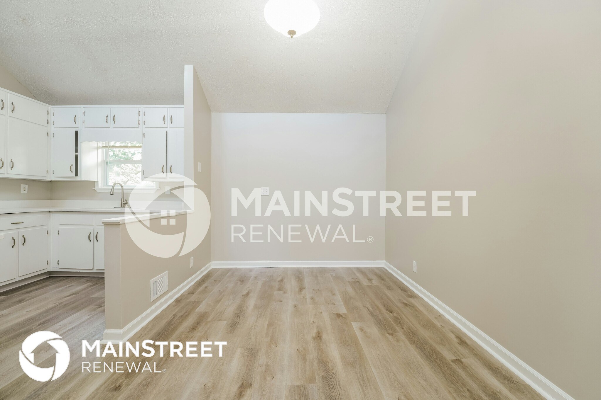 Building Photo - 2535 Kelly Lake Dr