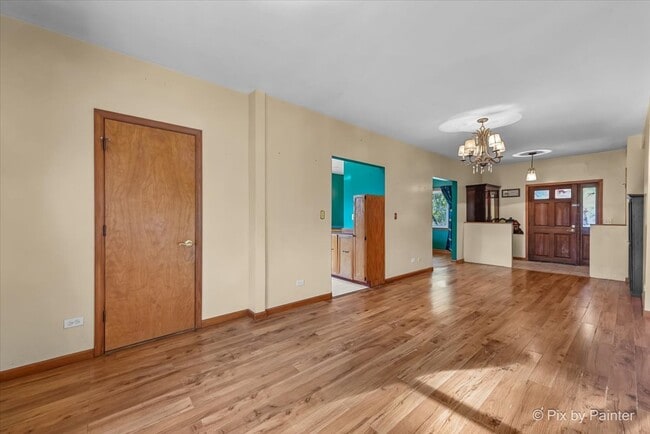 Building Photo - 31 W Harrison Rd