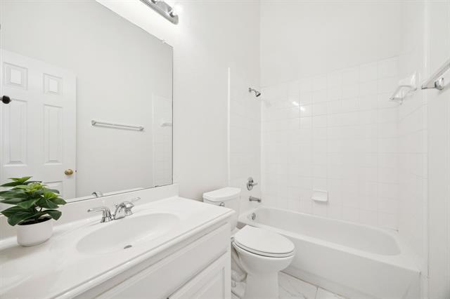 Building Photo - 1273 Tioga Dr