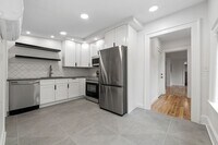 Building Photo - 1121 Dayton St