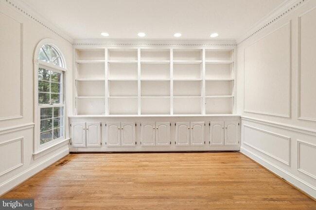 Building Photo - 2527 Hunter Mill Rd