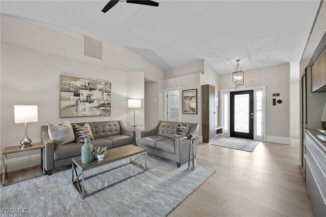 Building Photo - 2003 Timberline Dr