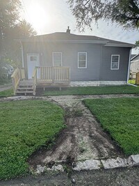 Building Photo - 3 bed 1 bath
