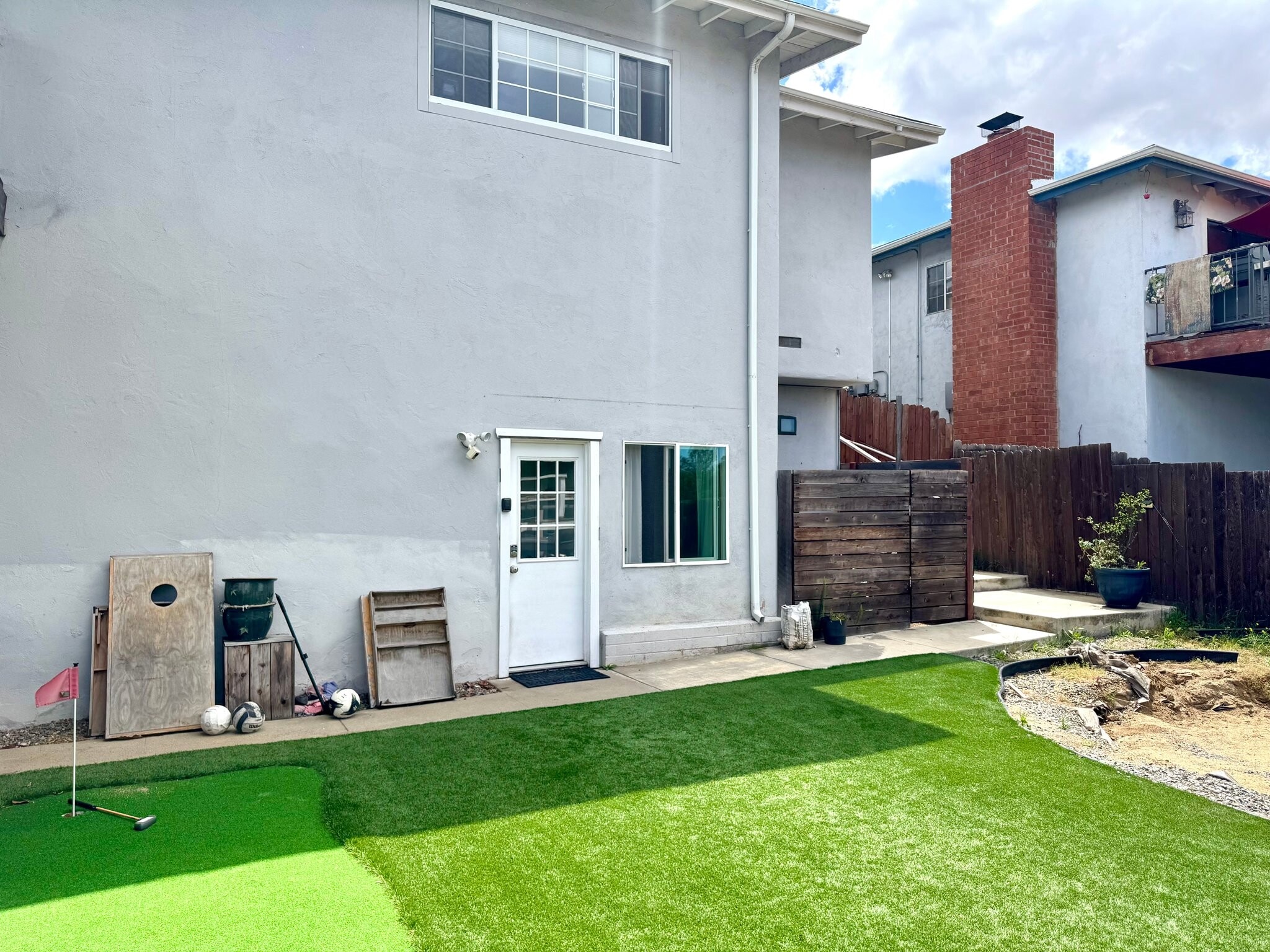 Building Photo - 7438 Orien Ave