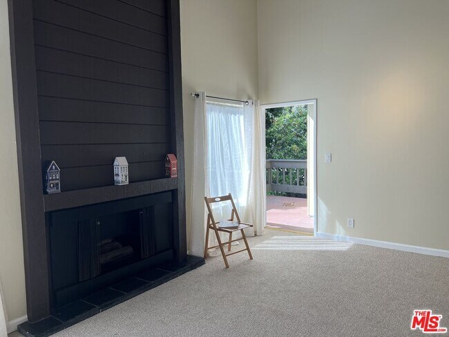 Building Photo - 5045 Maytime Ln