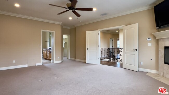 Building Photo - 1011 Green Ln
