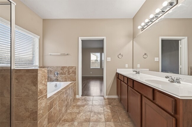 Building Photo - 3511 Heartland Key Ln