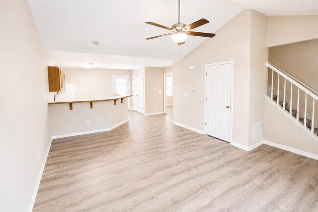 Building Photo - 1306 Godas Cir