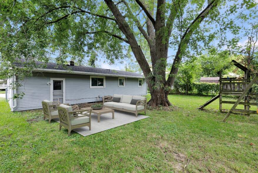 Building Photo - 5627 Taffy Pky