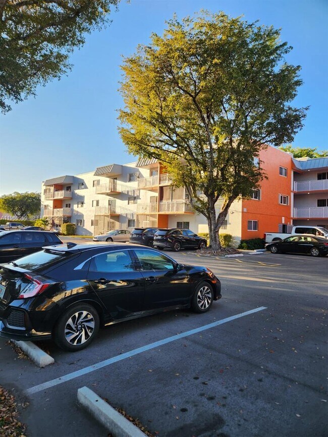 Building Photo - 11301 SW 200th St