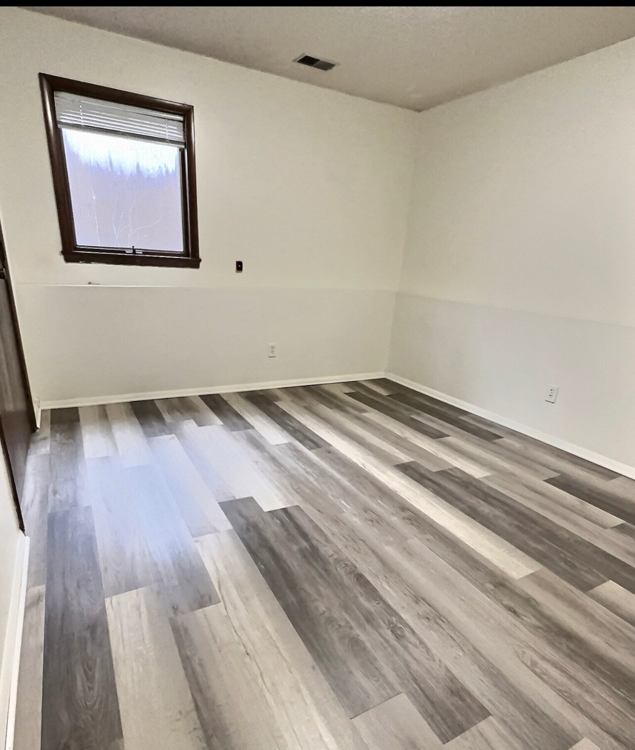 Building Photo - 822 Fremont St