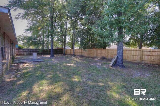 Building Photo - 15307 Hearthstone Dr