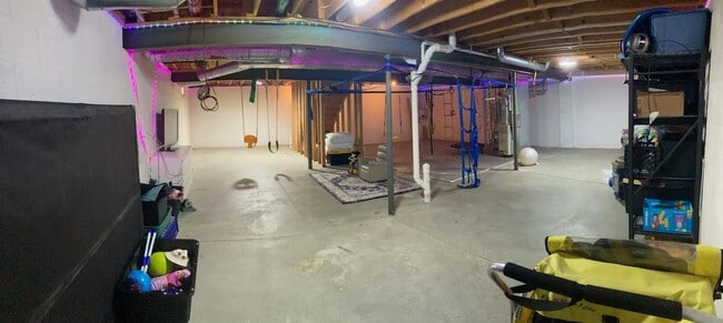 Building Photo - 521 Radcliff Dr
