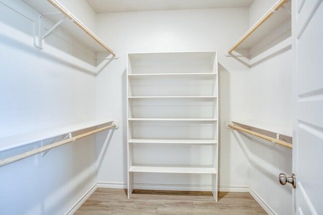 Building Photo - 2328 104th St