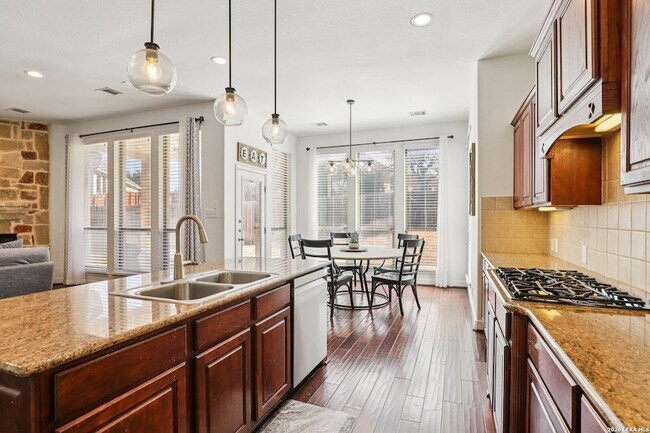 Building Photo - 21706 Miranda Hill