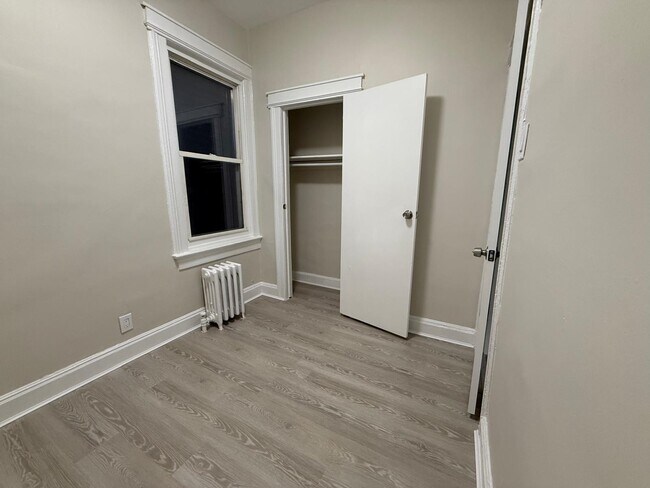 Building Photo - 221 Wilkinson Ave