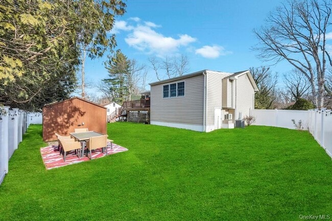 Building Photo - 62 Forest Ave