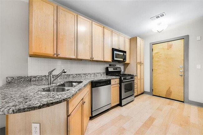 Building Photo - 799 Hammond Dr