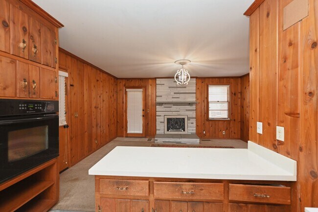 Building Photo - **WELL-LOVED AND WELL-MAINTAINED ONE-LEVEL CRIEVE HALL AREA HOME READY FOR YOU TO CALL HOME**