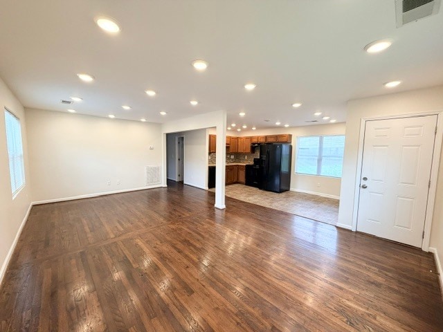 Building Photo - 630 63rd St S